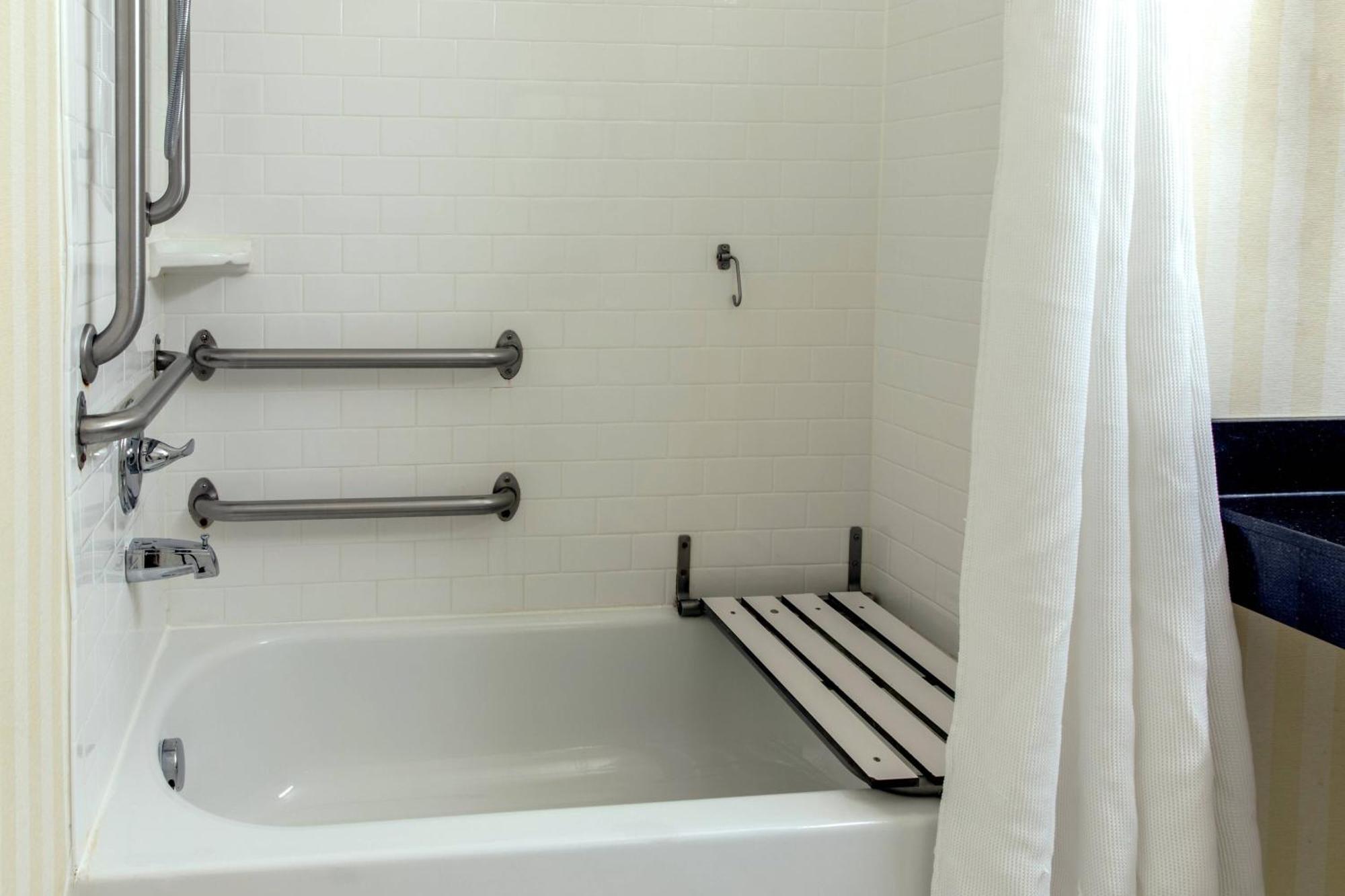 Fairfield Inn & Suites Canton North Canton Zewnętrze zdjęcie